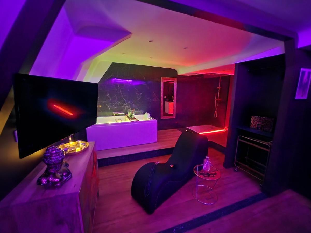 Caen, Tu M'Aimes - Suite Romantique Ngoại thất bức ảnh