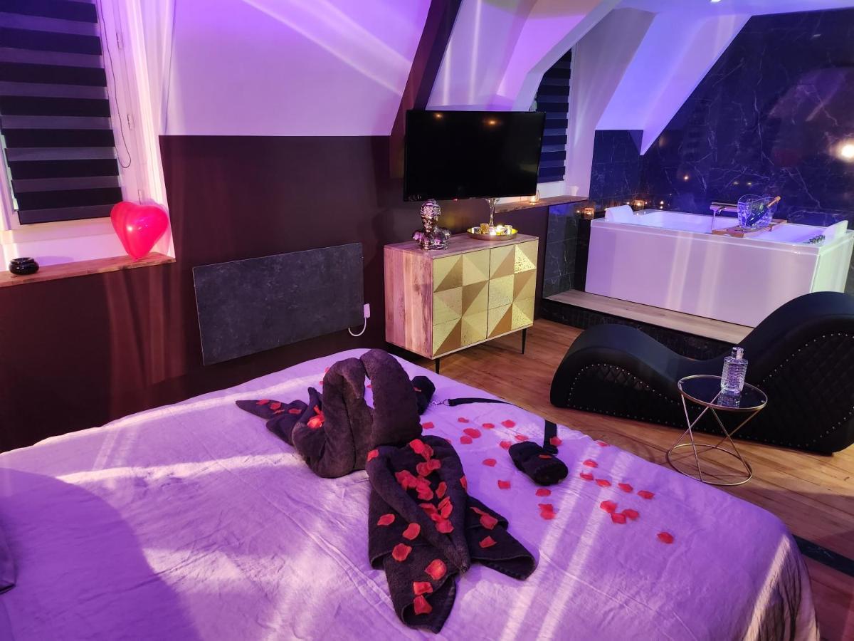 Caen, Tu M'Aimes - Suite Romantique Ngoại thất bức ảnh